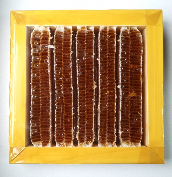 벌집꿀 (1.9kg~2.1kg)